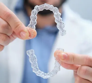 Five Benefits of Invisible Clear Aligners Over Metal Braces